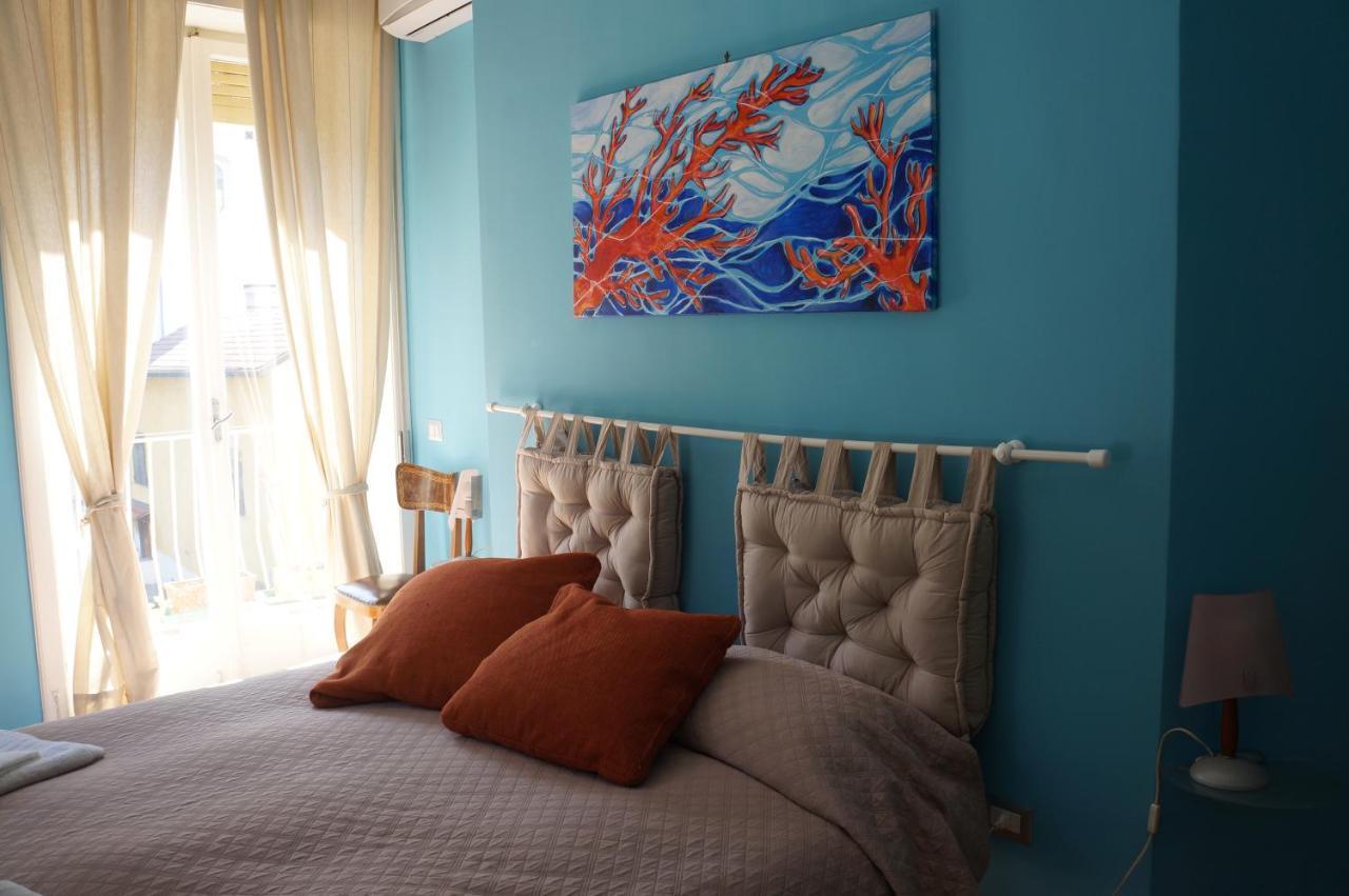 B&B Occhi Di Mare กาสเตลลัมมาเร ดิ สตาเบีย ภายนอก รูปภาพ