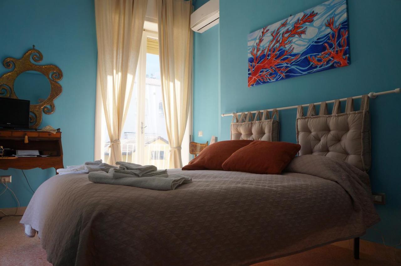 B&B Occhi Di Mare กาสเตลลัมมาเร ดิ สตาเบีย ภายนอก รูปภาพ
